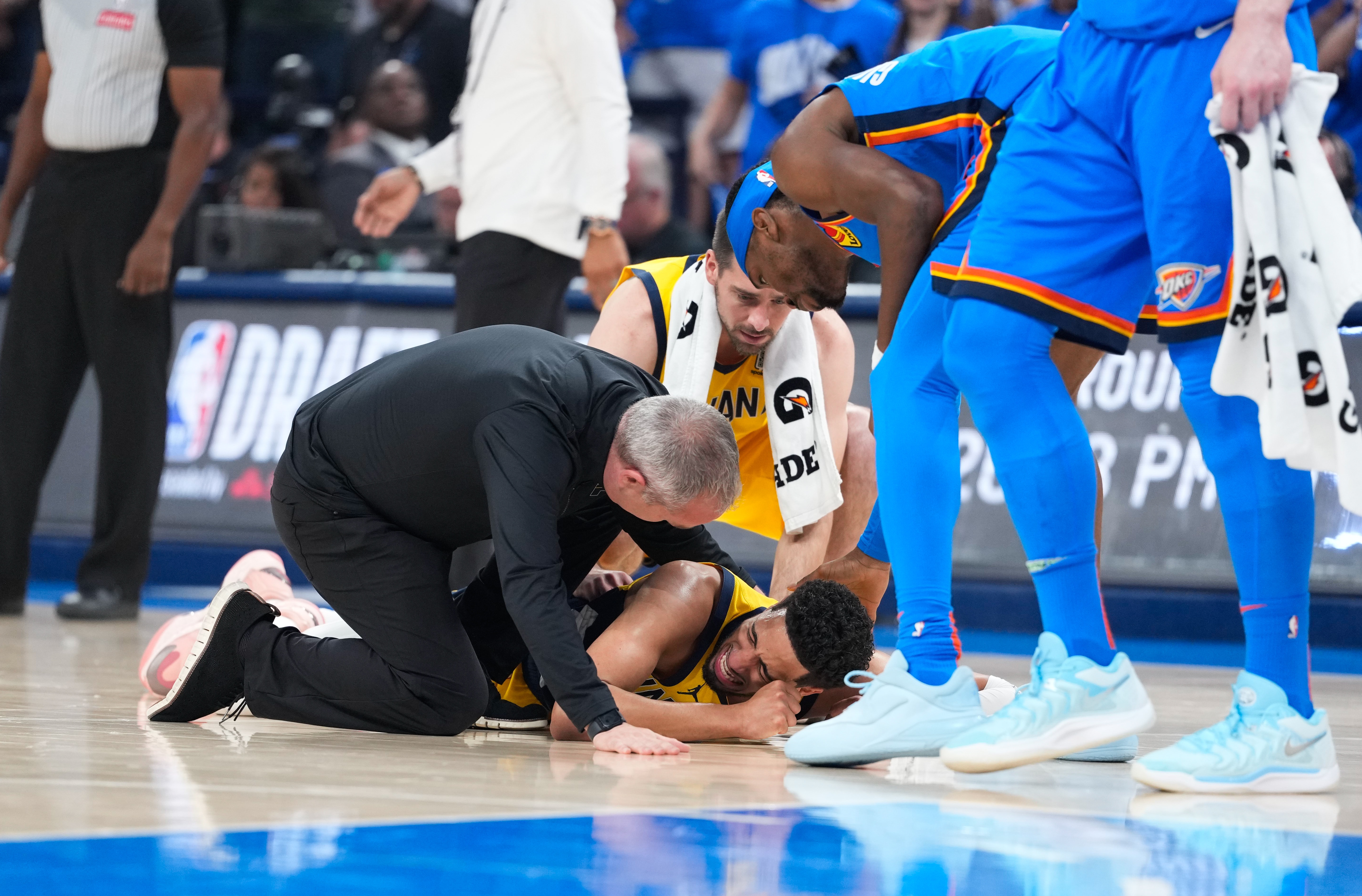 麦迪炮轰哈利伯顿带伤隐患：跟腱断裂报销一年我绝不会做